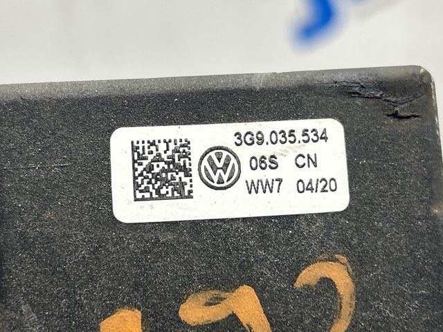 Антена GPS 3G9035534 VAG