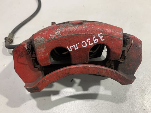 Супорт гальмівний, передній, правий 410014GA0A NISSAN