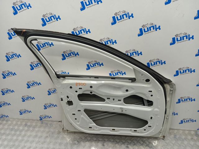Водійські двері 41525A2A387 BMW