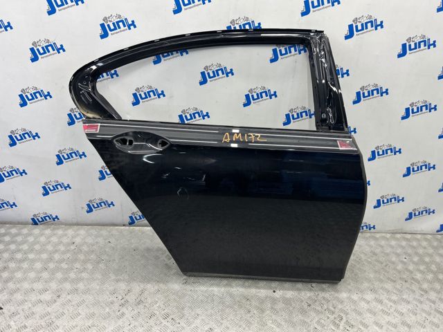 Двері задні в зборі 41525A2A392 BMW