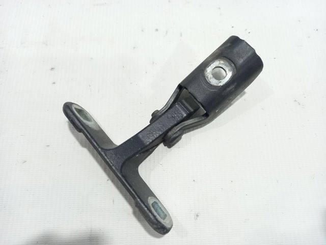 Петля заднього борта 41627170918 BMW