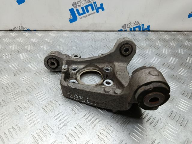 Кулак поворотний лівий 430195NA0A NISSAN