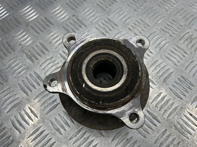 Колеса і маточини 4356030030 TOYOTA