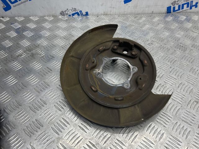 Захист гальмівного диска заднього, лівий 440301MB6A NISSAN