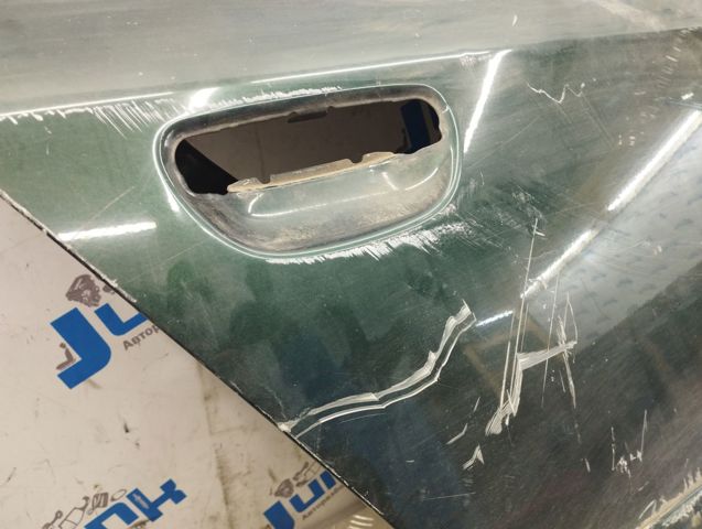 Двері пасажирські задні праві 4B0833052 VAG