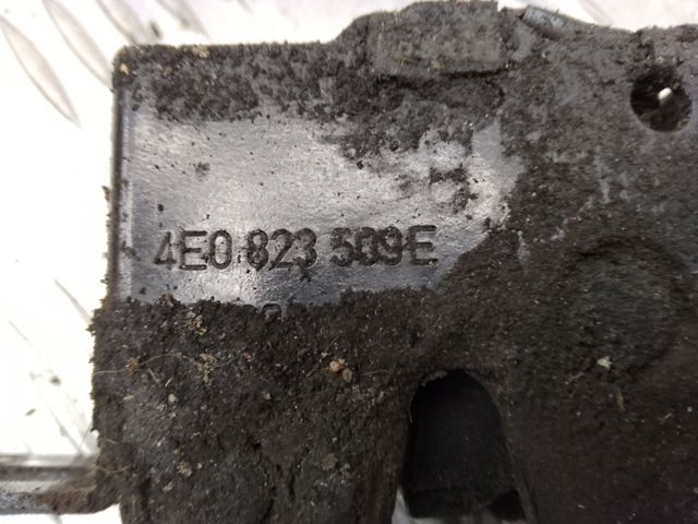 Замок кришки капота 4E0823509E VAG