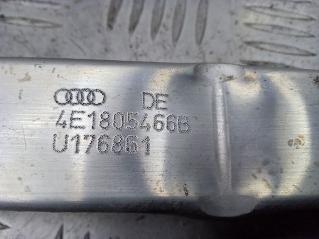 Розпірки стійок передніх 4E1805253F VAG