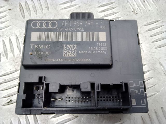 Блок комфорту задніх дверей 4F0959795E VAG