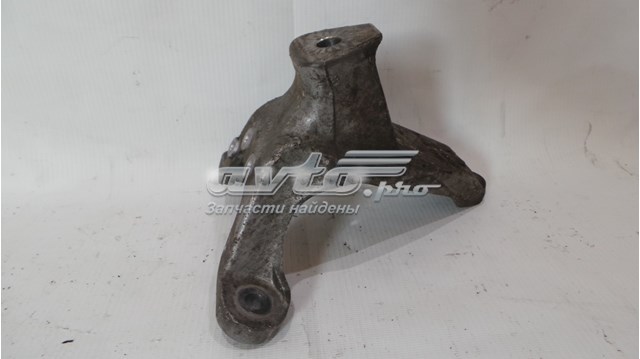 Кронштейн подушки (опори) двигуна, правої 4G0199308N VAG