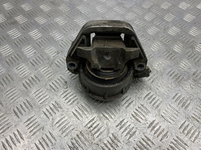 Права подушка мотора 4G0199382AE VAG