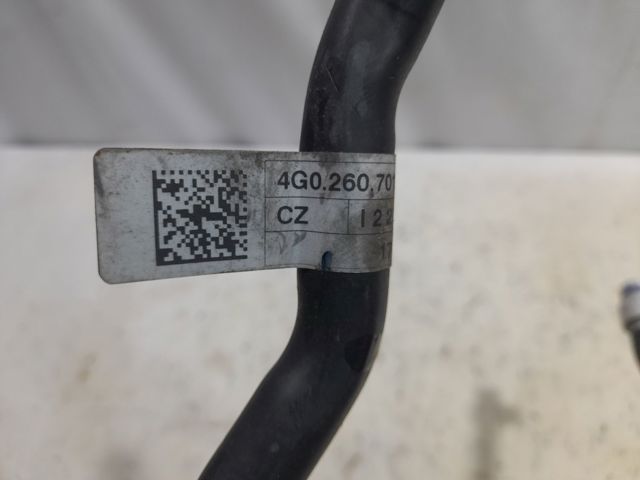 Трубка кондиціонера від компресора до радіатора 4G0260701CJ VAG