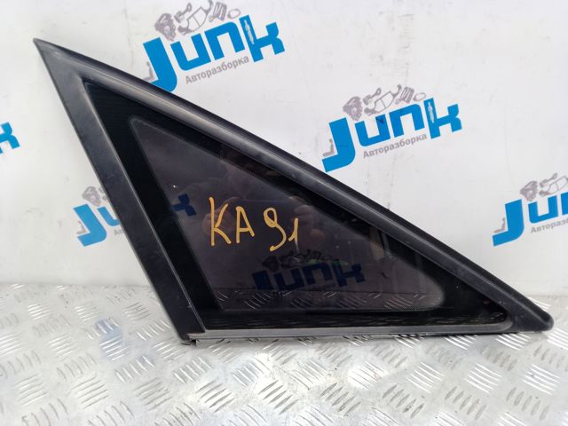 Скло багажника, ліве 4G5845299FNVB VAG