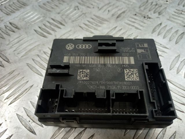 Блок комфорту передніх дверей 4G8959792E VAG