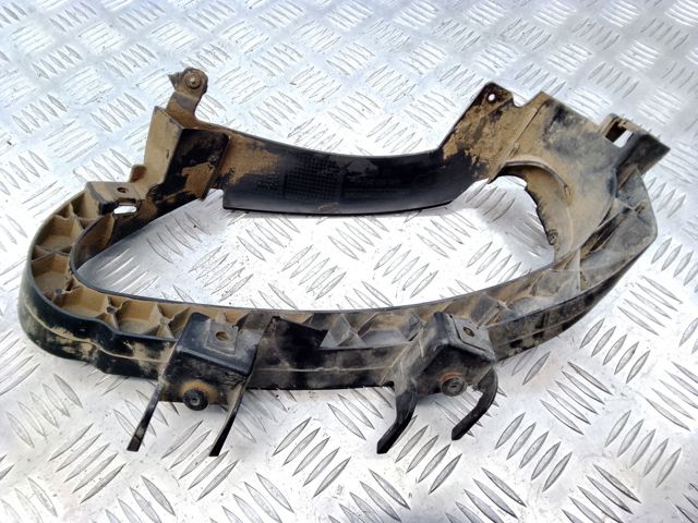 Кронштейн бампера заднього, правий 4H0807364B VAG
