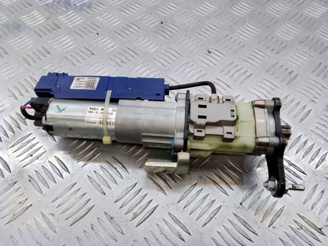 Насос автоматичного закривання задньої 5-ї двері 4L0827852E VAG