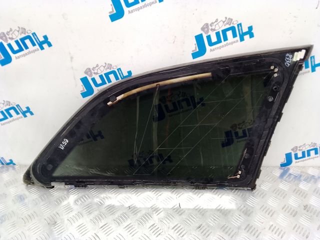 Скло багажного відсіку, ліве 4L0845299R VAG