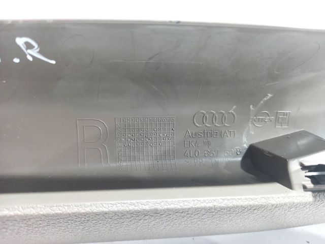 Обшивка-облицювання кришки багажника / 3-х/5-х дверей 4L0867608 VAG