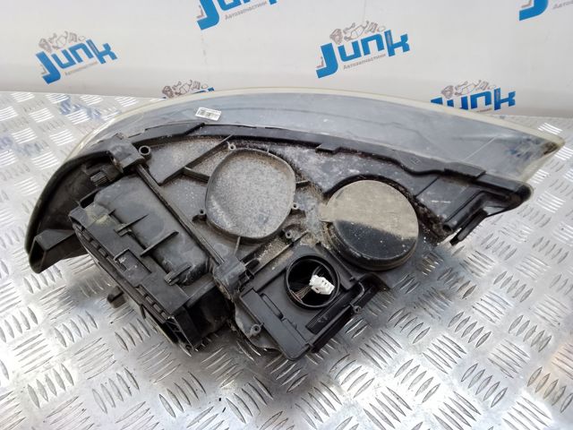 Фара правая 4L0941004AK VAG