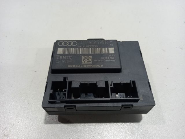 Блок комфорту задніх дверей 4L0959795B VAG