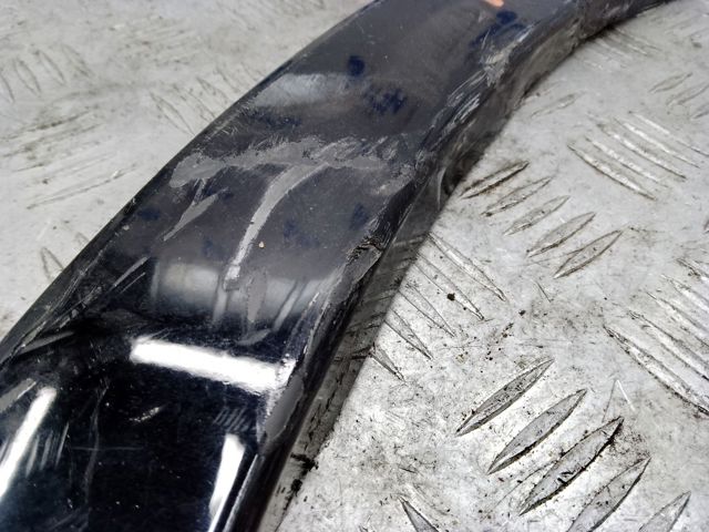Розширювач заднього крила, правий 4M0853818AGRU VAG