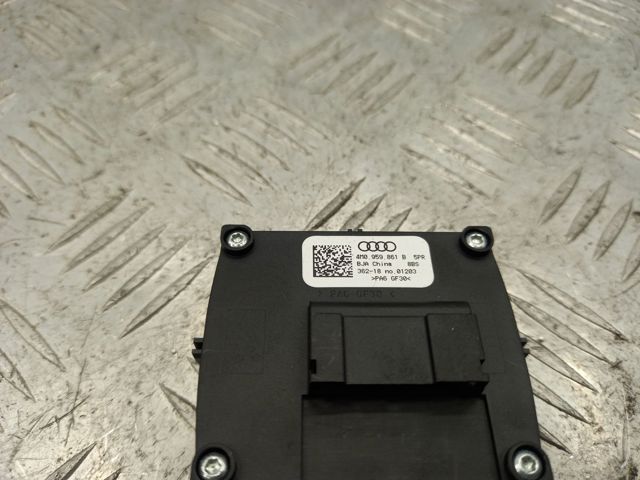 Блок кнопок механізму регулювання сидінь 4M0959861B VAG