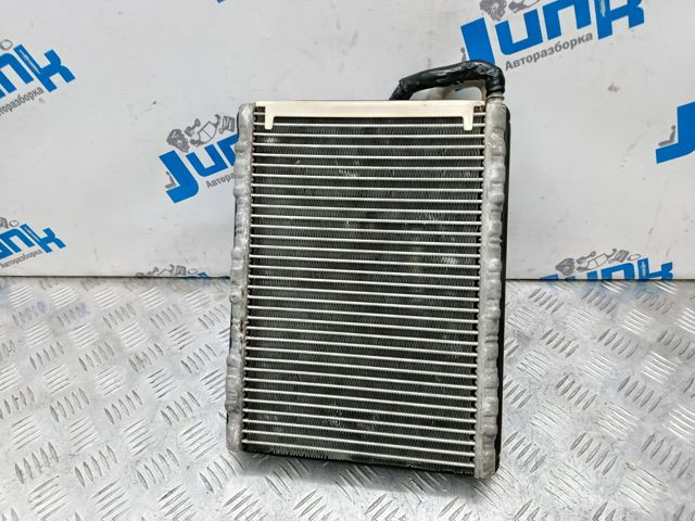Випаровувач кондиціонера 4M1820023 VAG