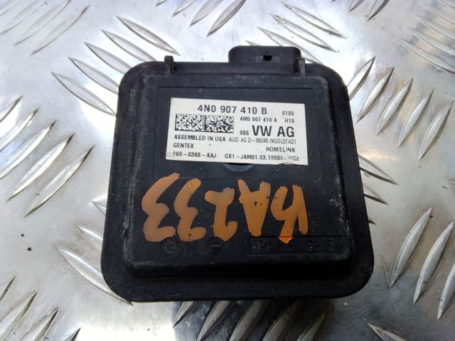 Блок управління системою відкривання воріт гаража 4N0907410B VAG