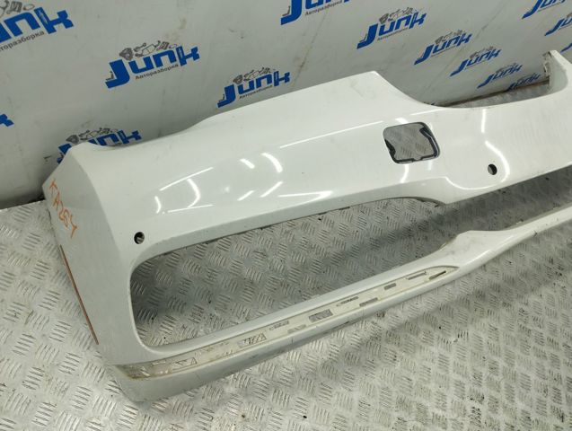 Кожух бампера переднього 51117402816 BMW