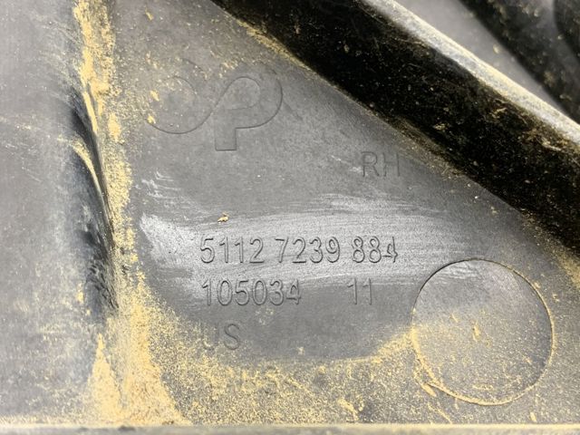 Кронштейн бампера заднього, правий 51127239884 BMW