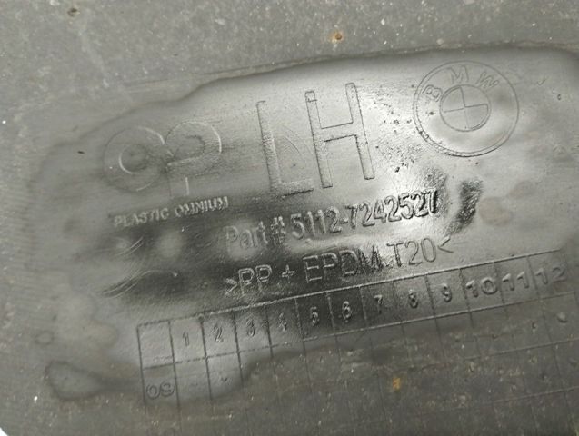 Молдинг бампера заднього, лівий 51127242527 BMW