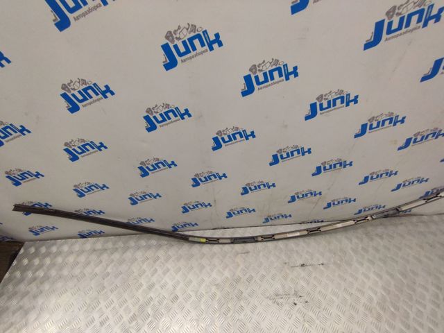 Накладка даху ліва 51137274739 BMW