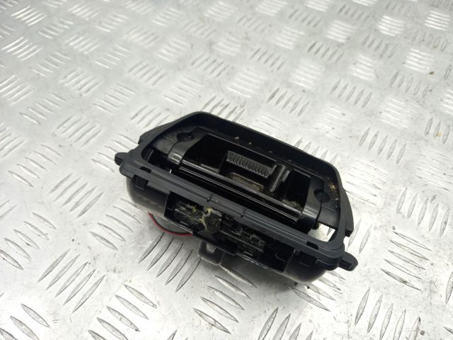 Попільничка центральної консолі 51169206347 BMW