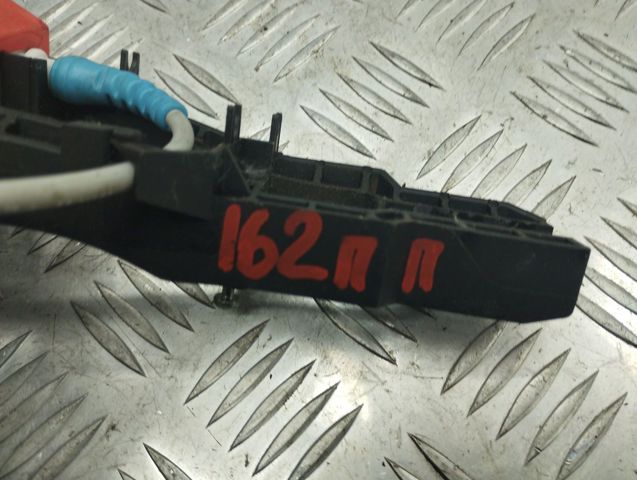Тримач зовнішньої ручки дверей, передньої правої 51217242568 BMW