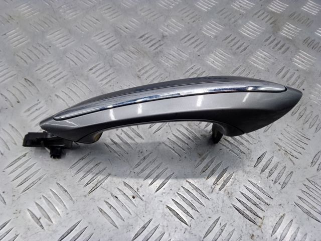 Ручка задньої двері зовнішня права 51217249976 BMW