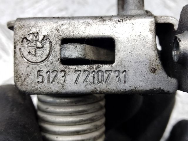 Замок кришки капота 51237224883 BMW