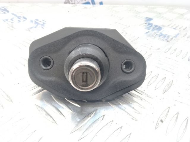 Личинка замка кришки багажника 51247226794 BMW