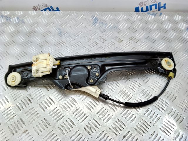 Механізм склопідйомника двері задньої, лівої 51357197303 BMW