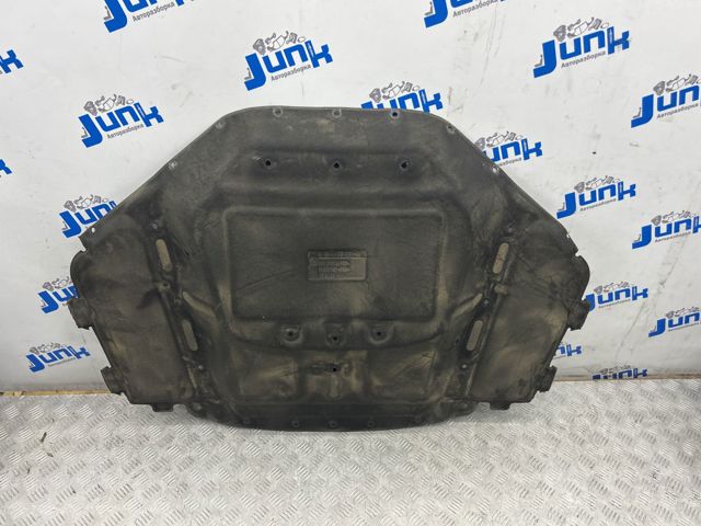 Обшивка капота 51487216990 BMW