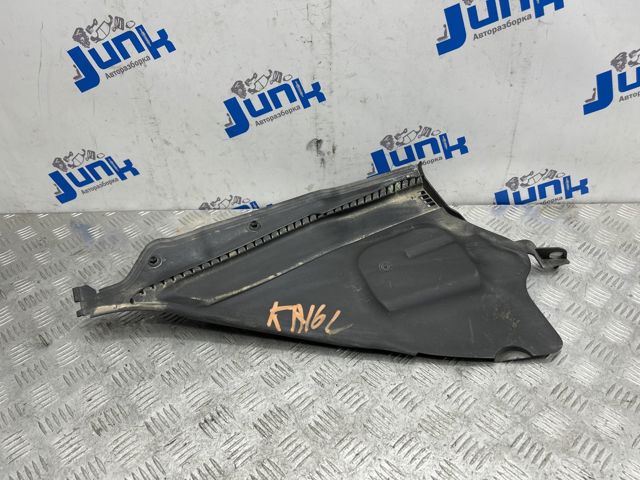 Решітка склоочисників, ліва 51717258179 BMW
