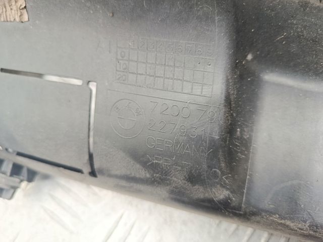 Повітропровід / дефлектор масляного радіатора 51747200790 BMW