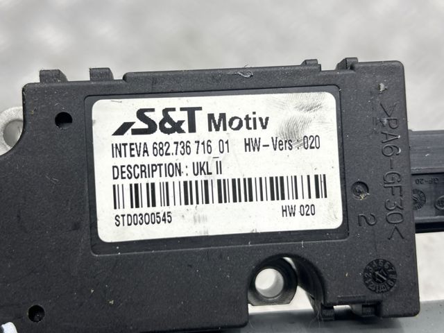Мотор приводу люка 54107391782 BMW