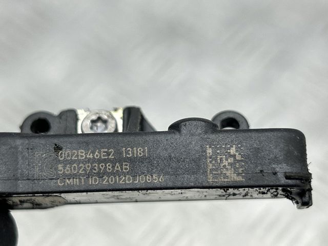 Датчик контролю тиску в шинах 56029398AB CHRYSLER
