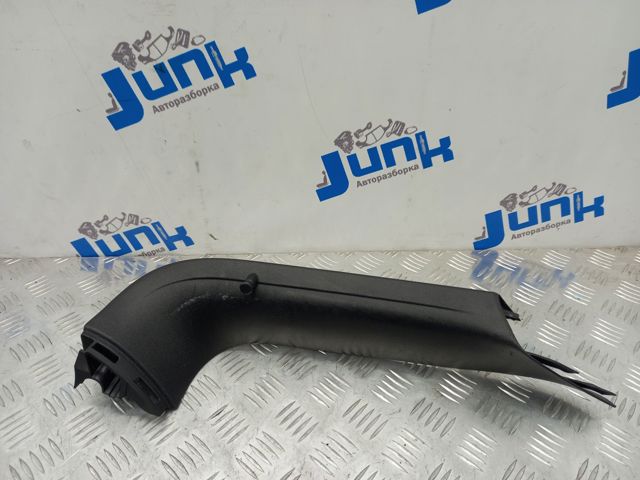 Облицювання ляди 5N0867703B82V VAG