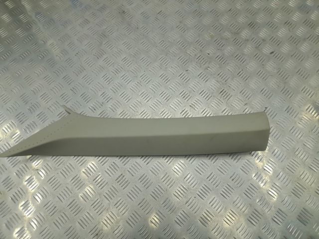 Обшивка стійки кузова внутрішня, передня ліва 5NN867233ARM5 VAG
