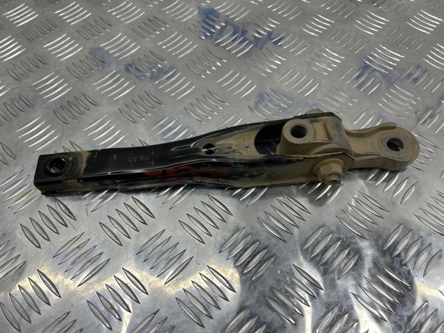 Опора двигуна задня 5Q0199855C VAG