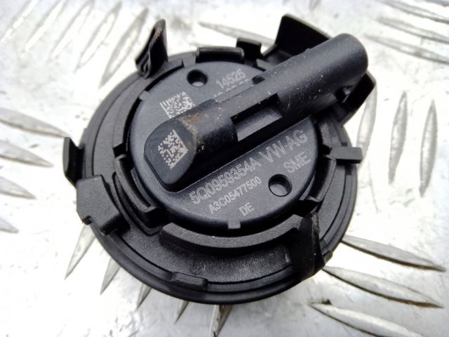 Датчик Ейрбег передній 5Q0959354A VAG