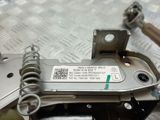 Рульова колонка 5QM419502T VAG