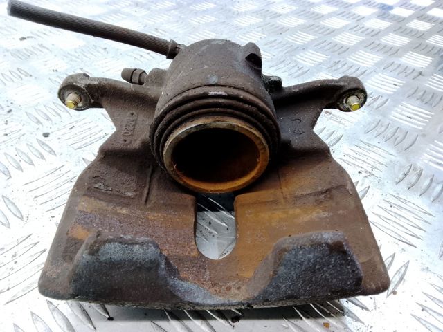 Супорт тормзной 5QM615123 VAG