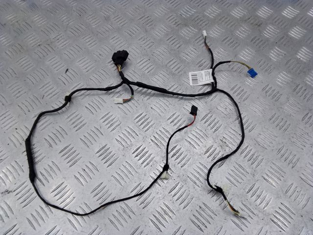 Джгут проводів передньої двері 61126819934 BMW