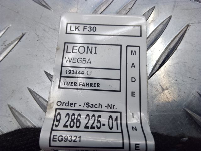 Джгут проводів передньої двері 61129286226 BMW